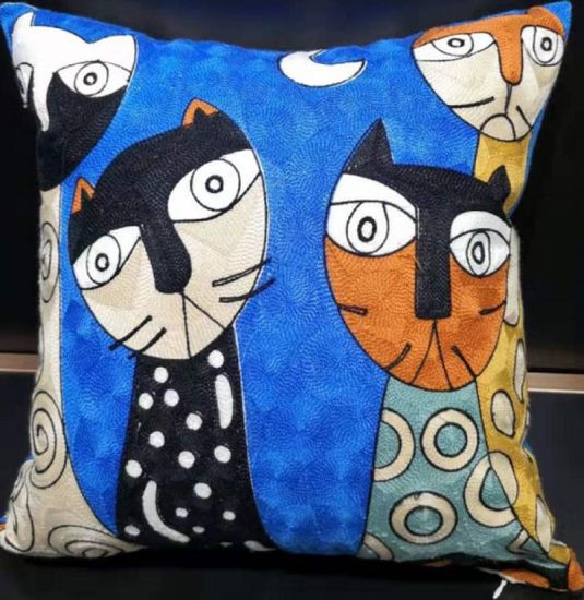 Decoromania Декоративная подушка «Ночная Ностальгия»