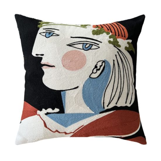 Decoromania Декоративная подушка «Вдохновляющая Муза»