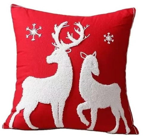 Decoromania Декоративная подушка «Сказочные олени»